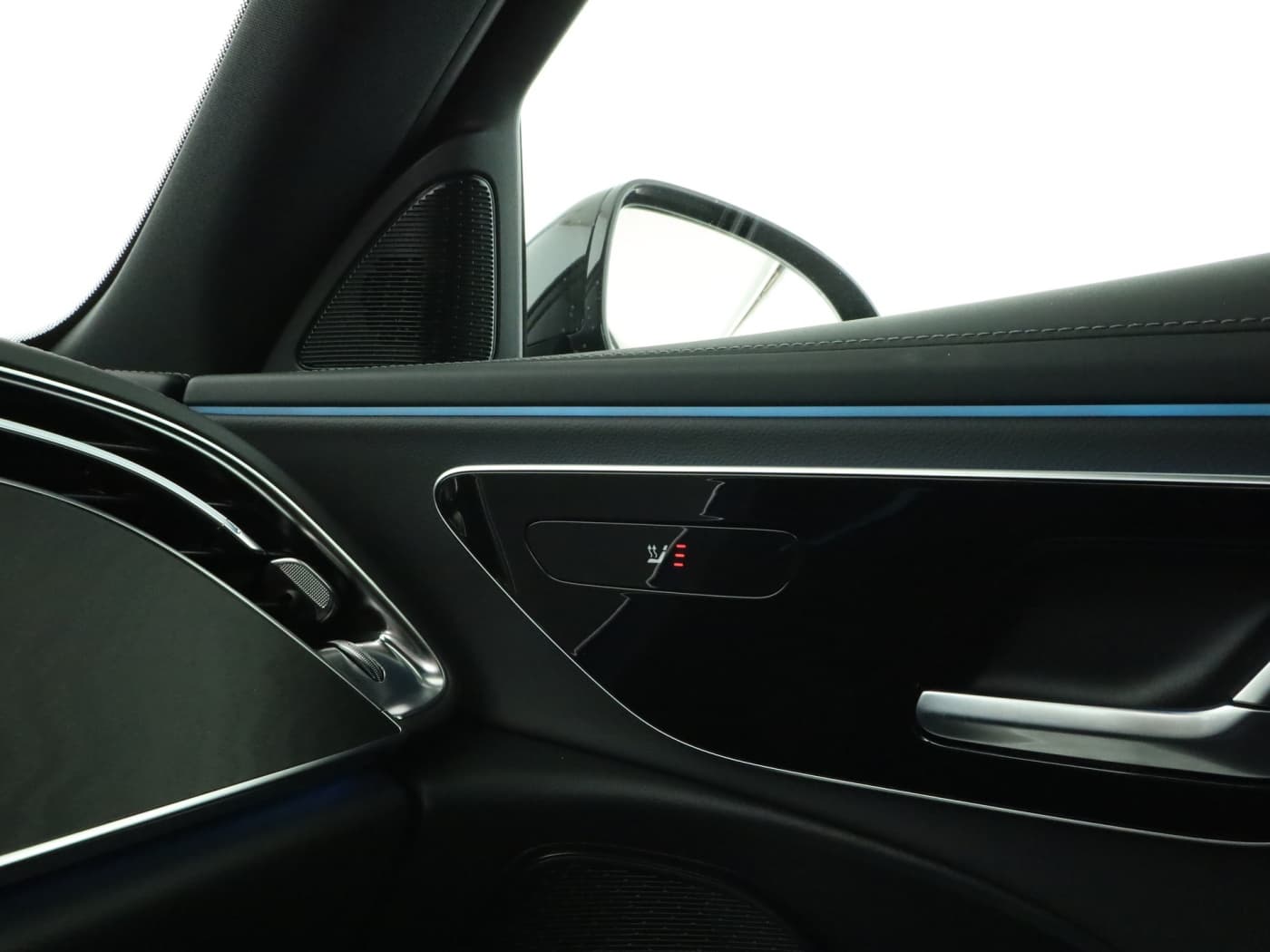 Mercedes-Benz E 200 Bild 16