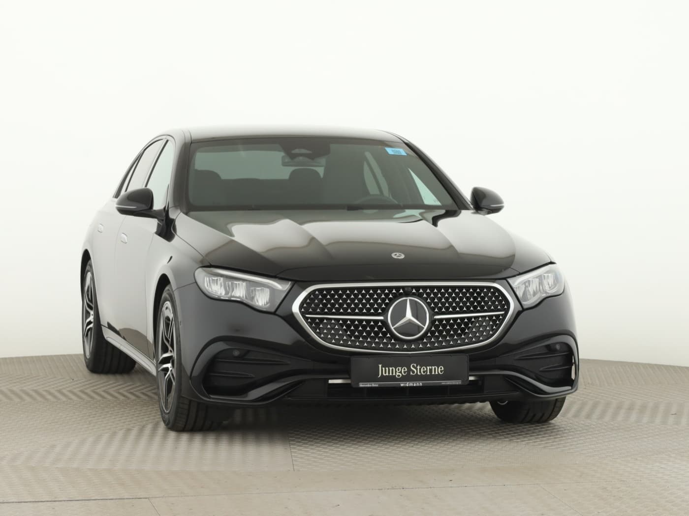 Mercedes-Benz E 200 Bild 3