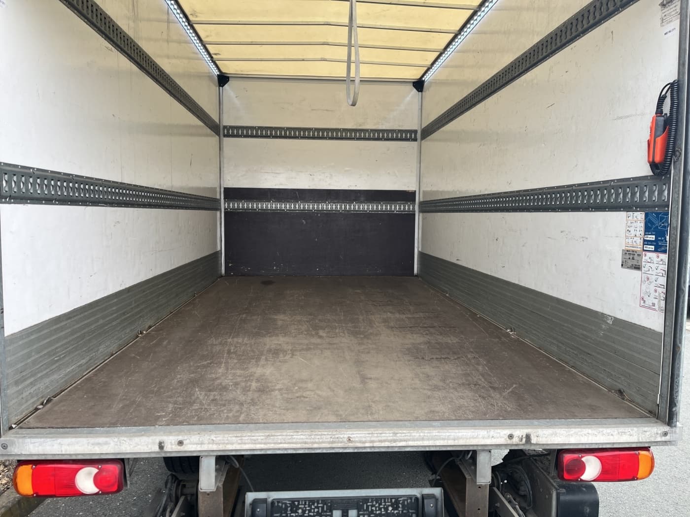 Renault Master 3,5t dCi Koffer LBW Bild 23