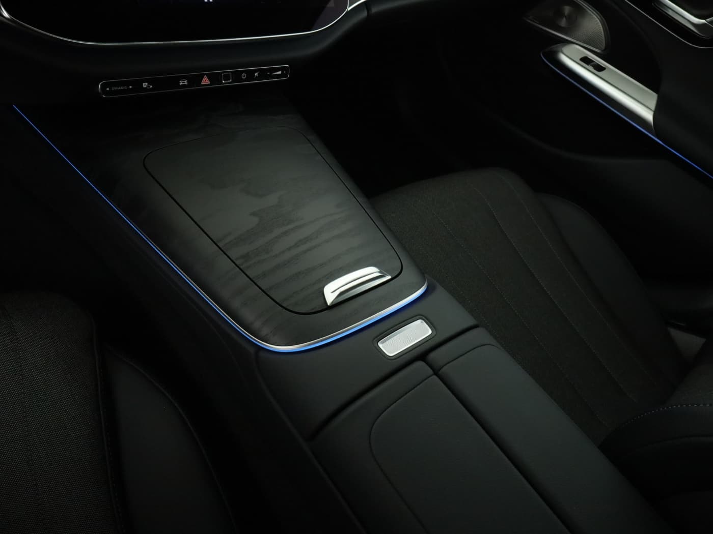 Mercedes-Benz E 200 Bild 15