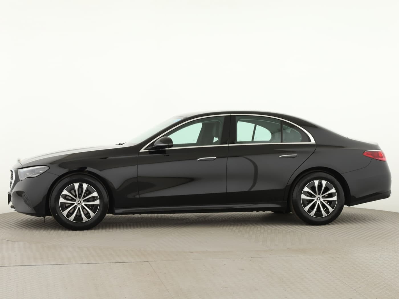 Mercedes-Benz E 200 Bild 7