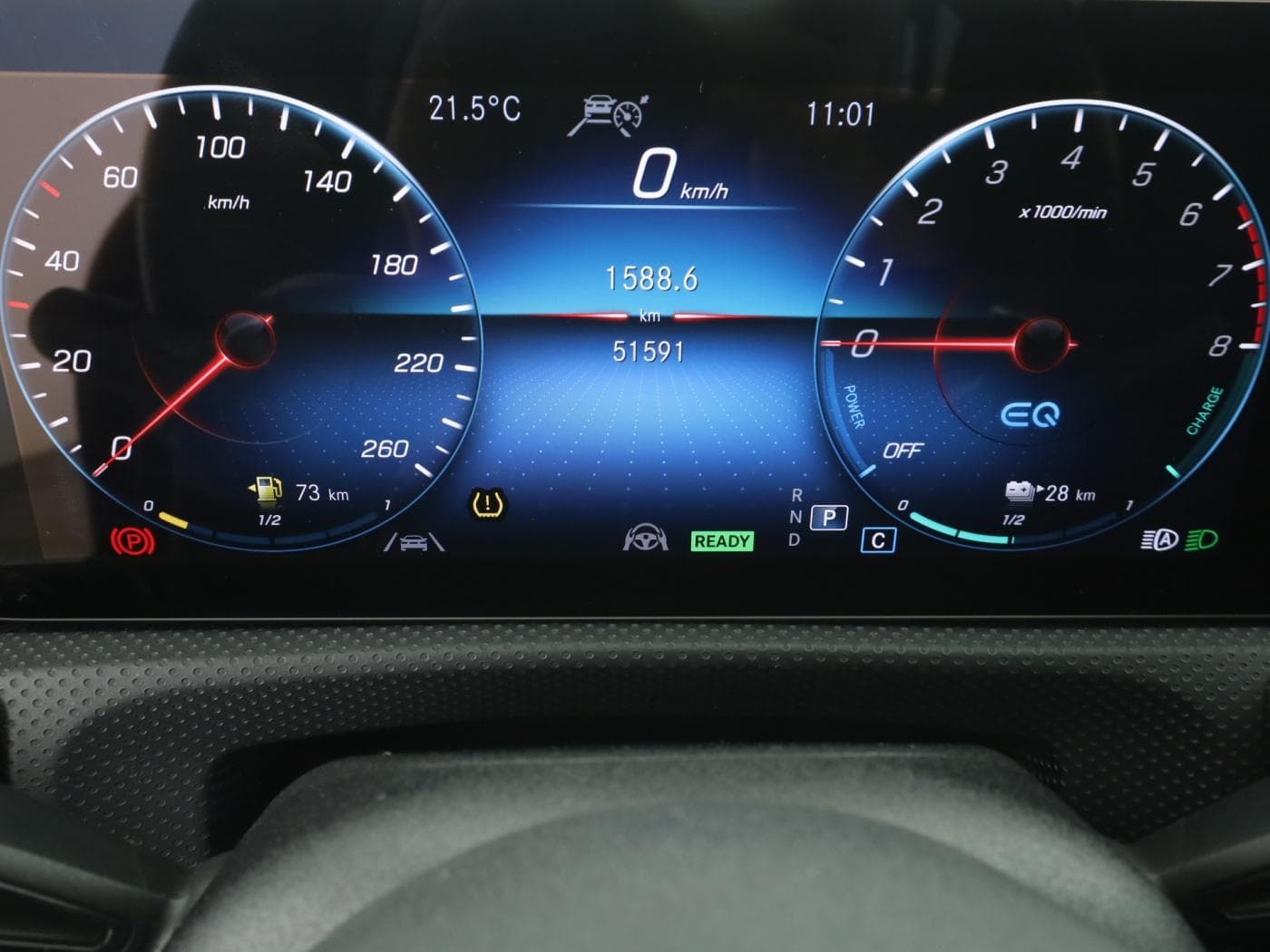 Mercedes-Benz CLA 250 e Bild 12