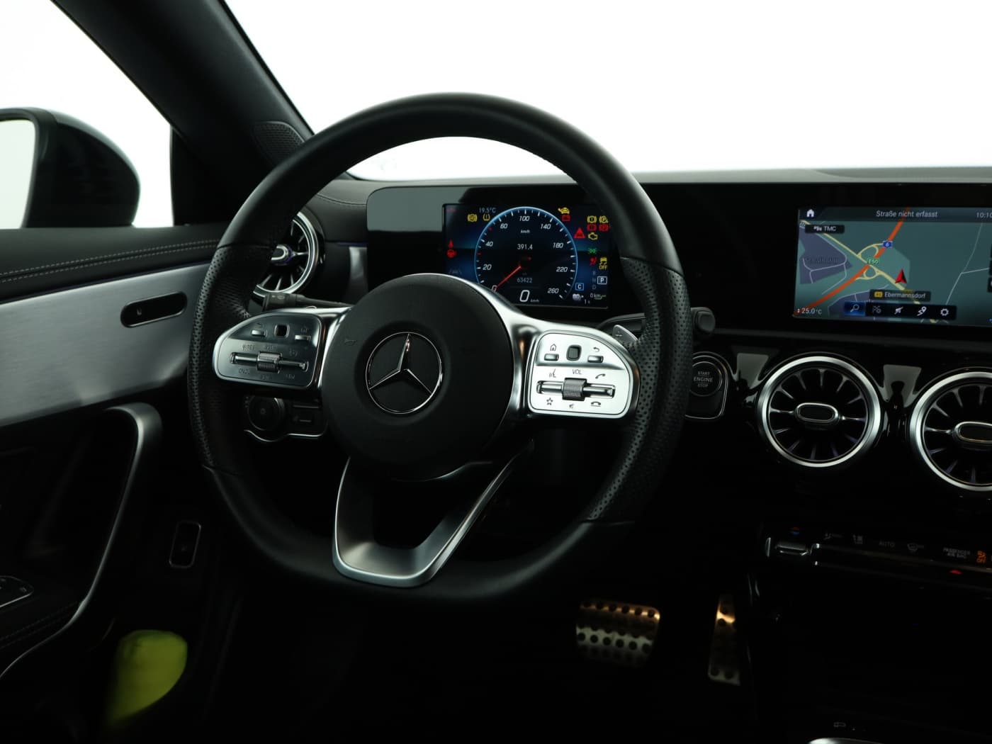 Mercedes-Benz CLA 250 e SB Bild 10