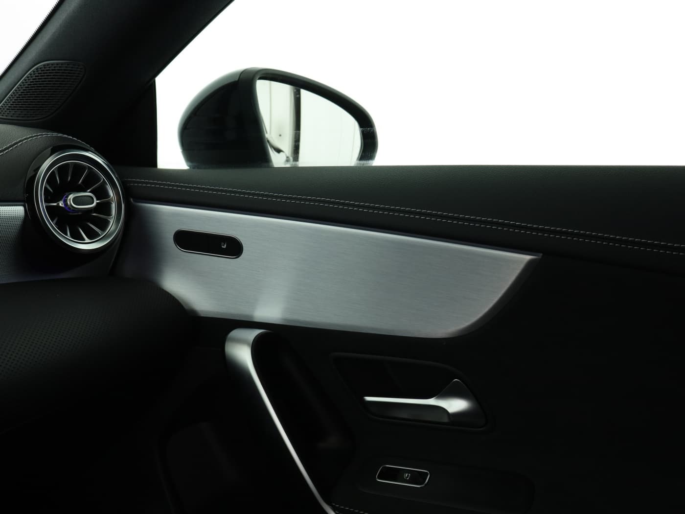 Mercedes-Benz CLA 250 e SB Bild 16