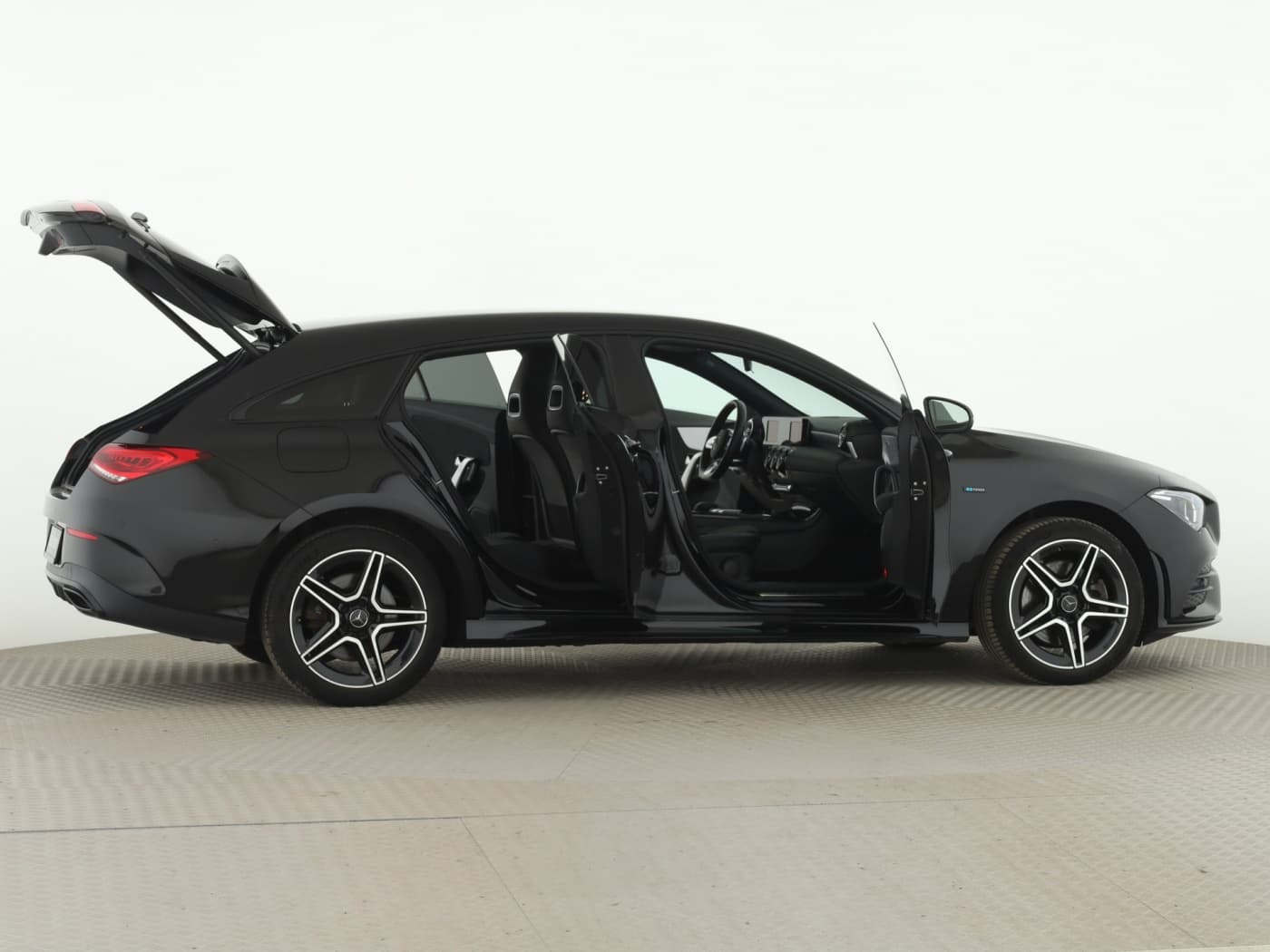 Mercedes-Benz CLA 250 e SB Bild 8