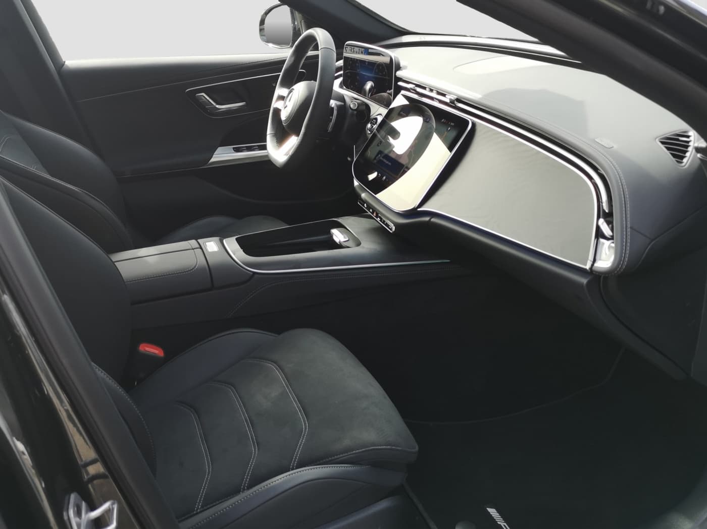 Mercedes-Benz E 220 d Bild 15