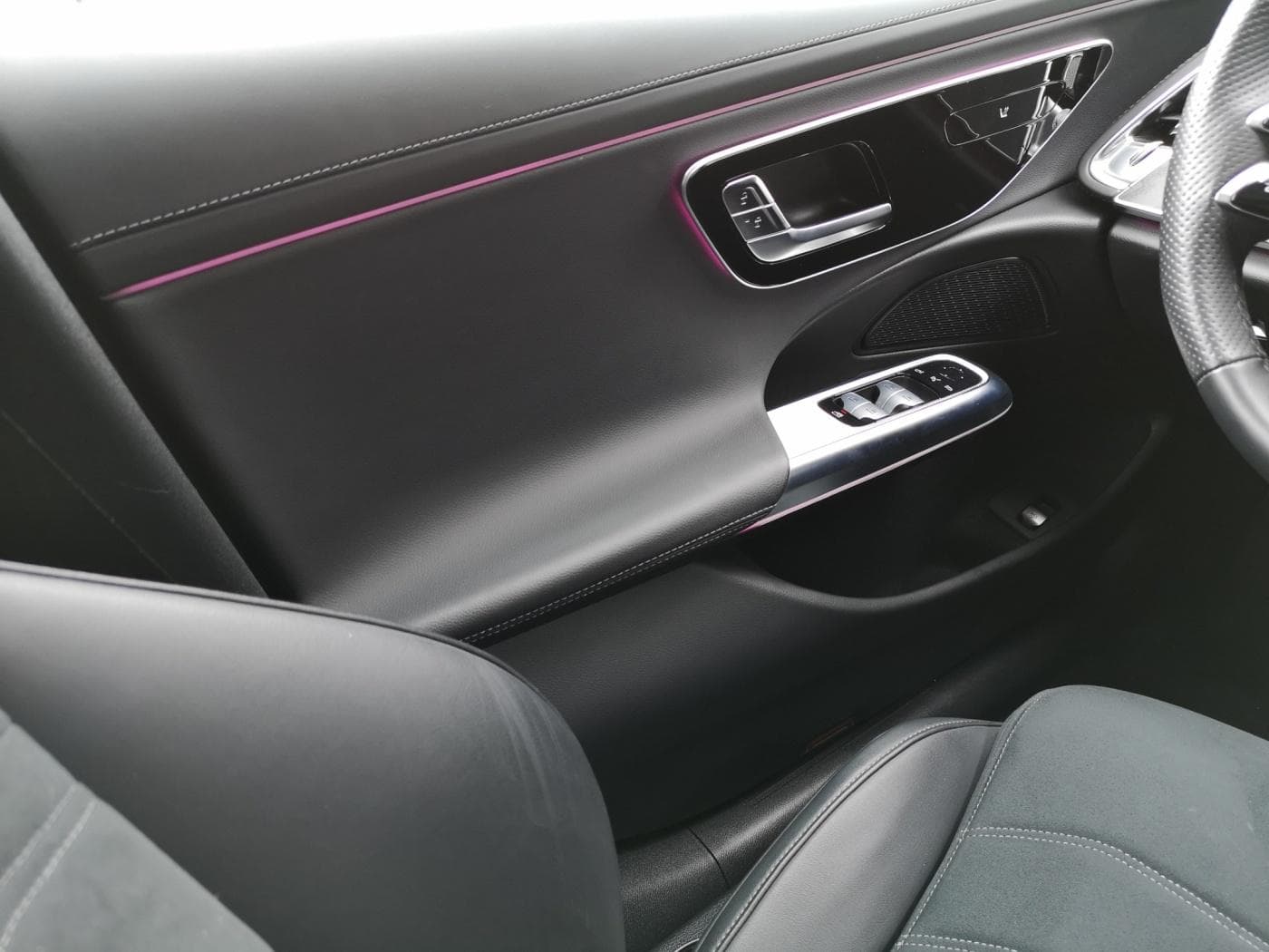Mercedes-Benz E 220 d T Bild 17