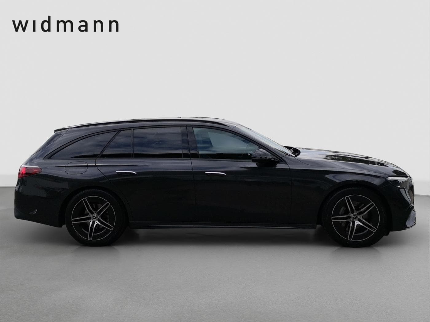 Mercedes-Benz E 220 d T Bild 6