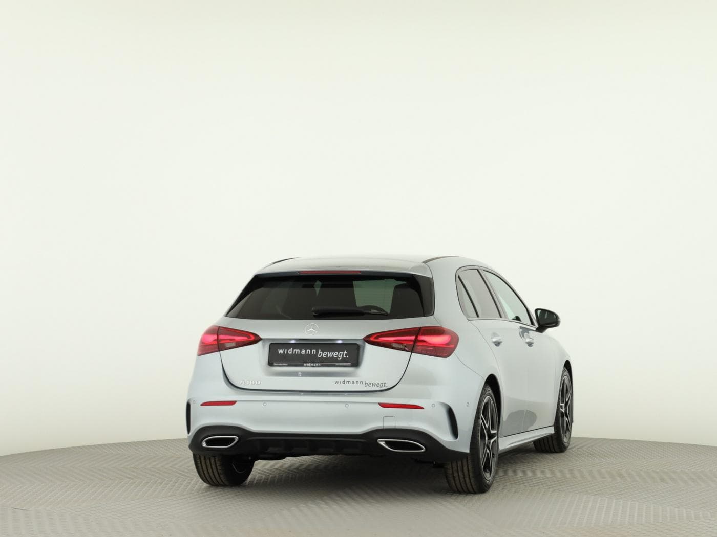 Mercedes-Benz A 180 Bild 2