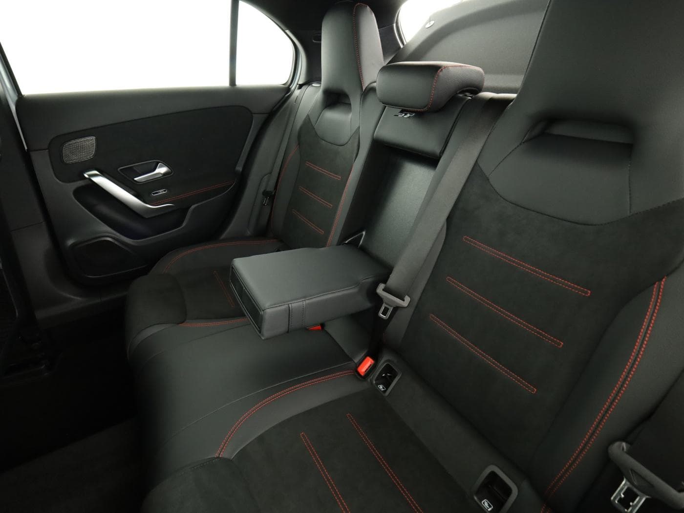 Mercedes-Benz A 180 Bild 28