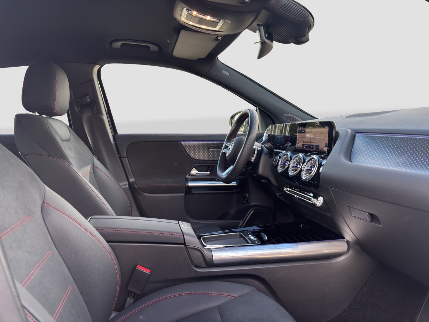 Mercedes-Benz GLA 250 4M Bild 15