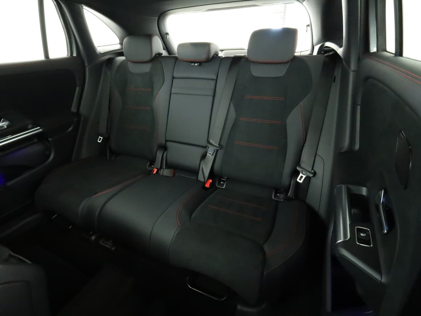 Mercedes-Benz GLA 180 Bild 18