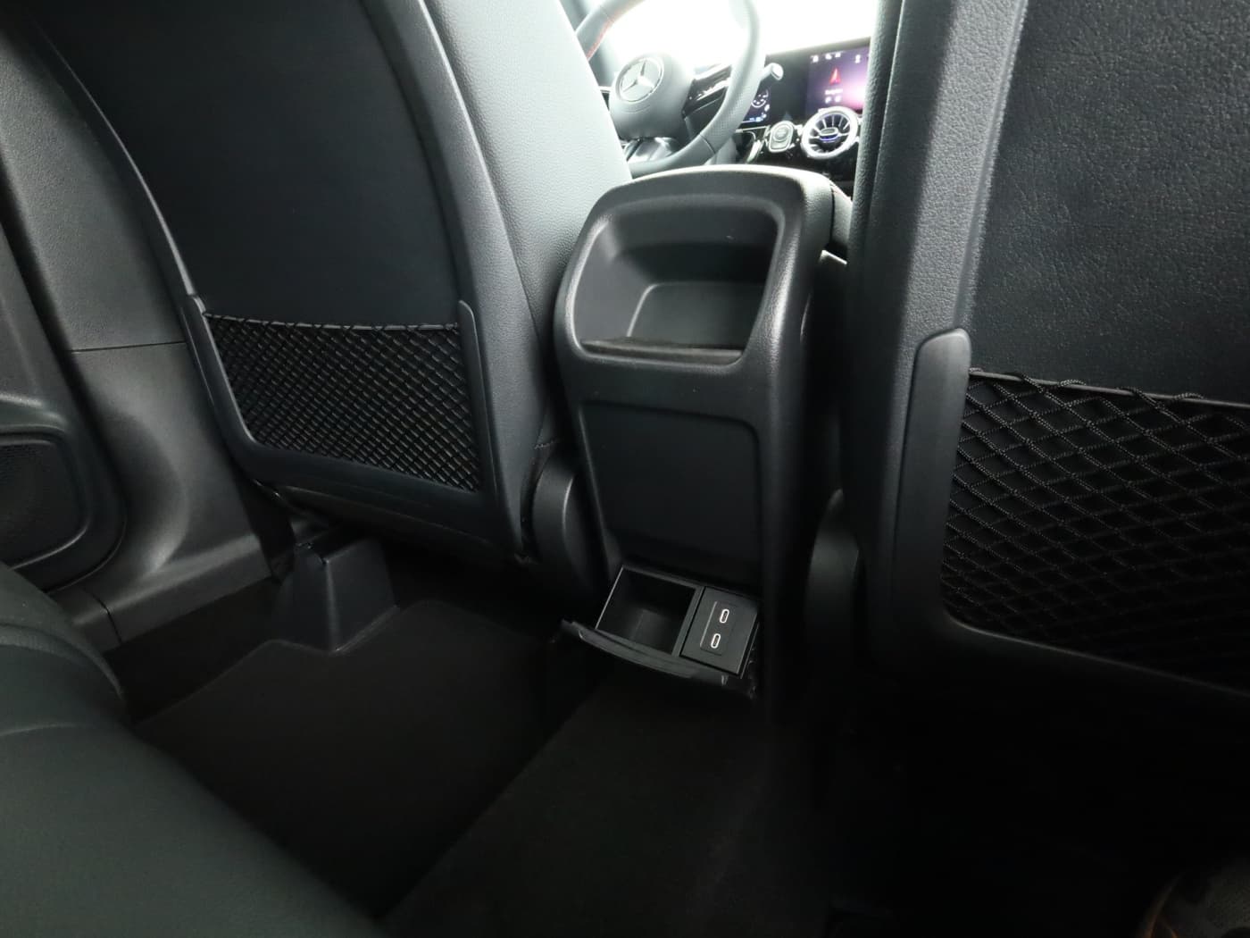 Mercedes-Benz GLA 180 Bild 24