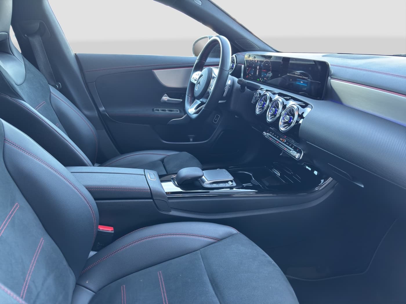 Mercedes-Benz CLA 250 e SB Bild 15
