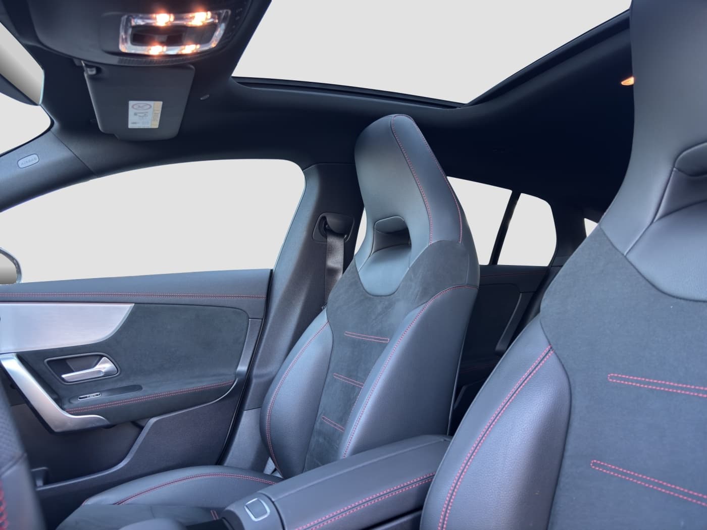 Mercedes-Benz CLA 250 e SB Bild 16
