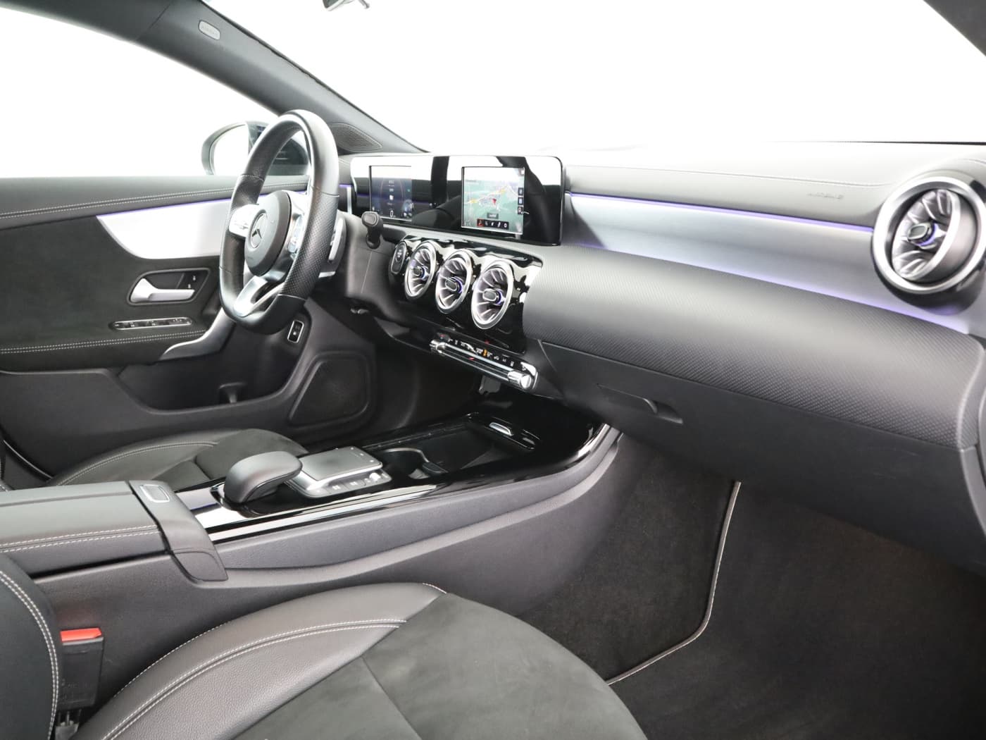 Mercedes-Benz CLA 250 e SB Bild 17