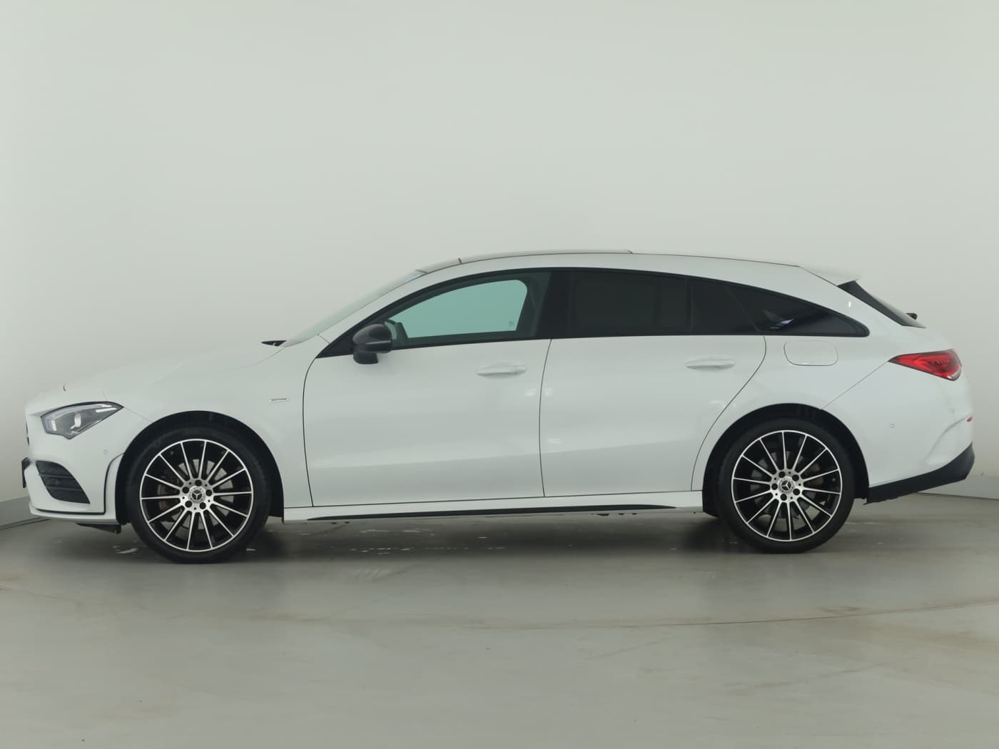 Mercedes-Benz CLA 250 e SB Bild 7