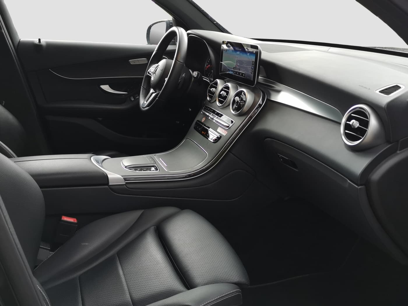 Mercedes-Benz GLC 300 e 4M Coup Bild 14