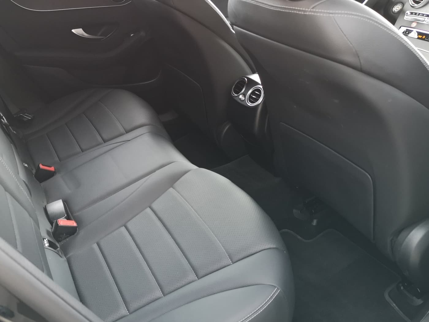 Mercedes-Benz GLC 300 e 4M Coup Bild 15