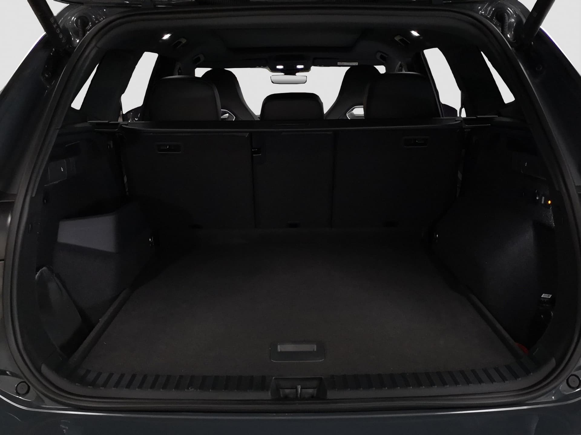 Volkswagen Tayron R-Line 2.0 l TDI 4MOTION DSG Bild 17