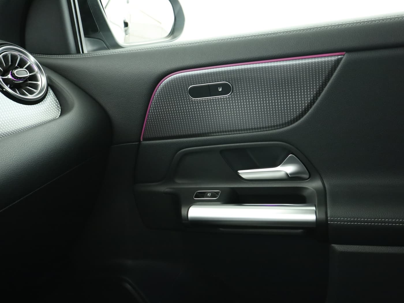 Mercedes-Benz EQA 250 Bild 16