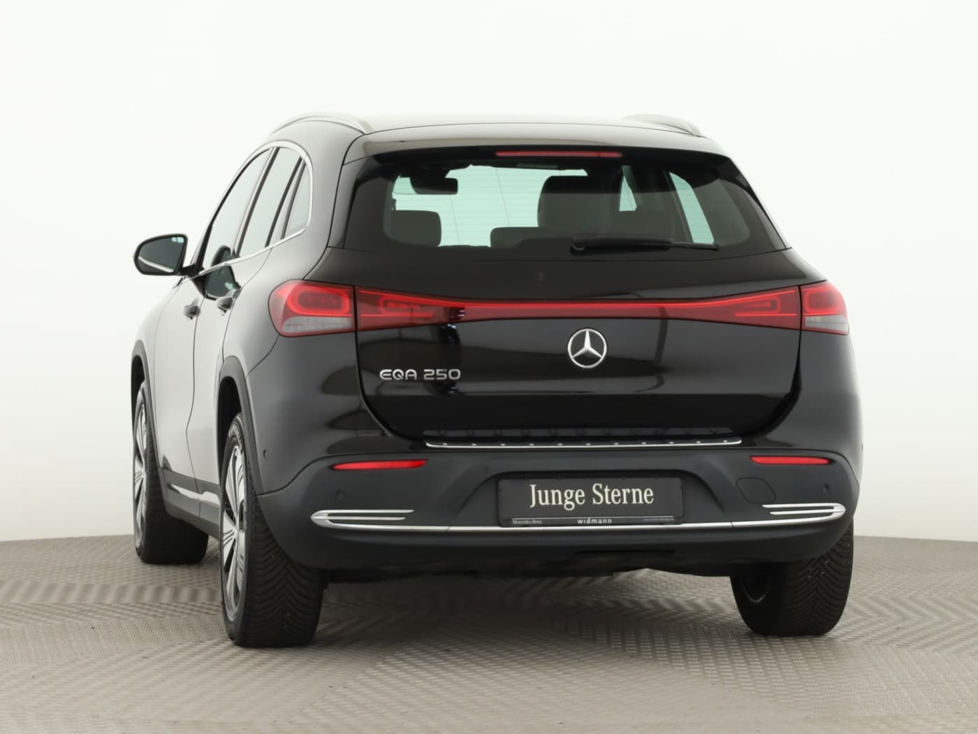 Mercedes-Benz EQA 250 Bild 4