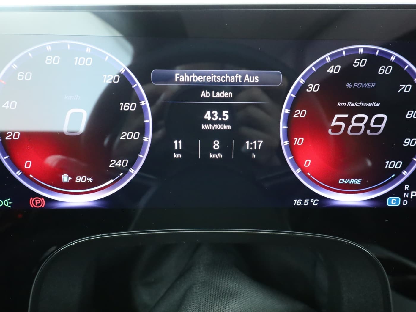 Mercedes-Benz CLA 250+ Shooting Brake mit EQ Technologie Bild 12