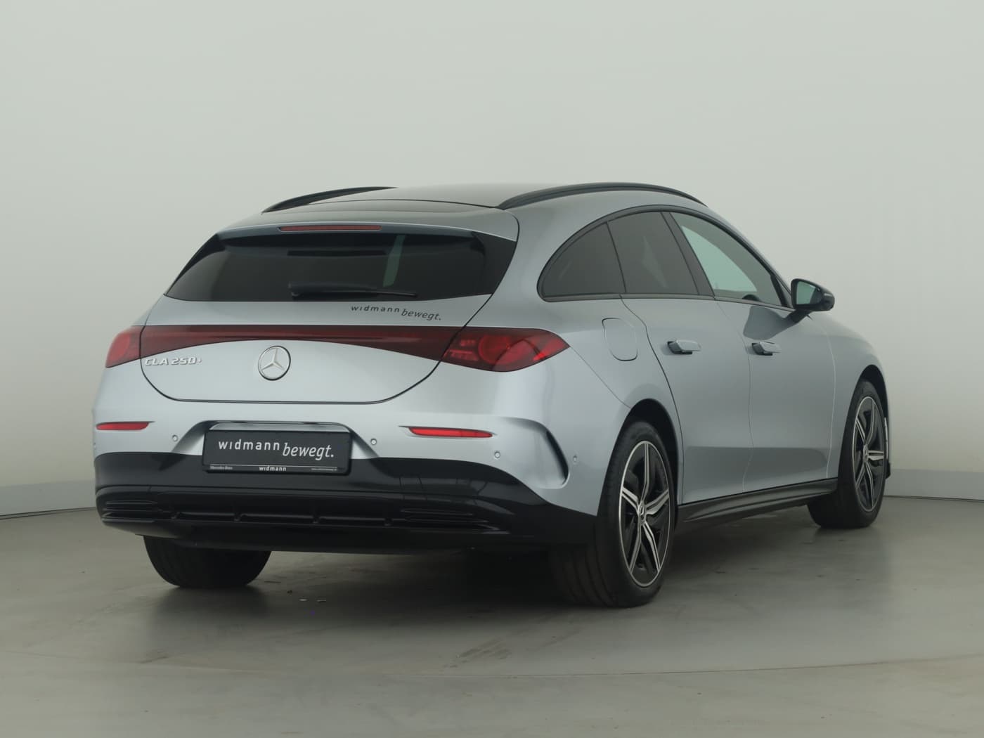 Mercedes-Benz CLA 250+ Shooting Brake mit EQ Technologie Bild 2