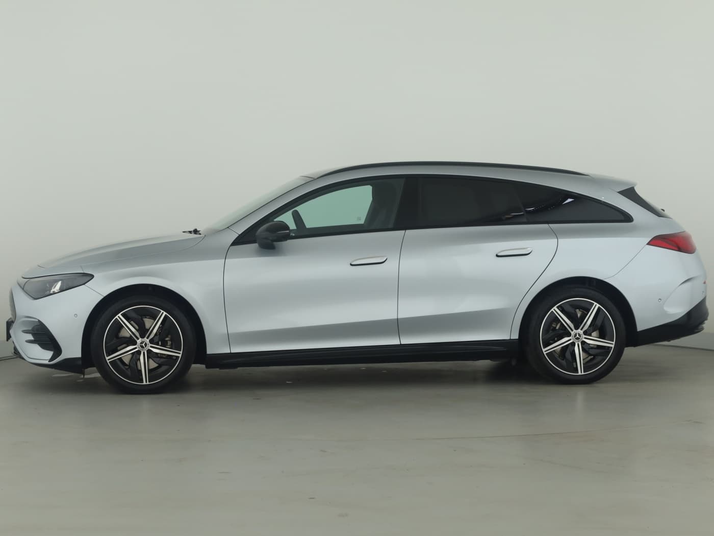 Mercedes-Benz CLA 250+ Shooting Brake mit EQ Technologie Bild 7