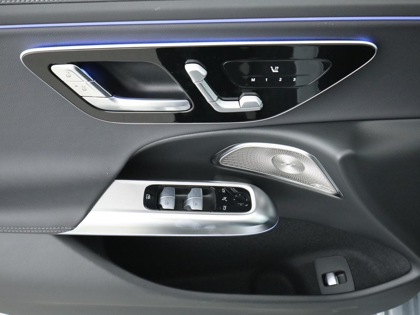 Mercedes-Benz E 300 de 4MATIC T-Modell mit EQ Hybrid Technologie Bild 20