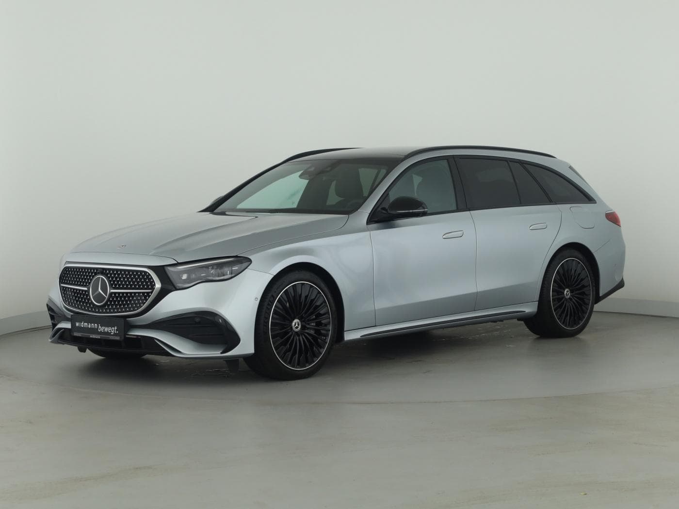 Mercedes-Benz E 300 de 4MATIC T-Modell mit EQ Hybrid Technologie Bild 5