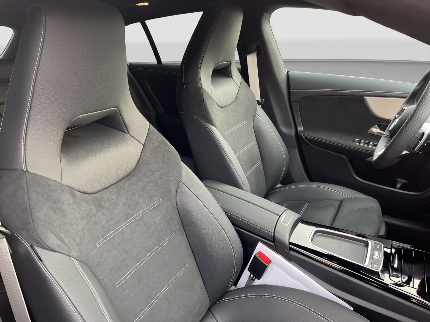 Mercedes-Benz CLA 200 d SB Bild 13