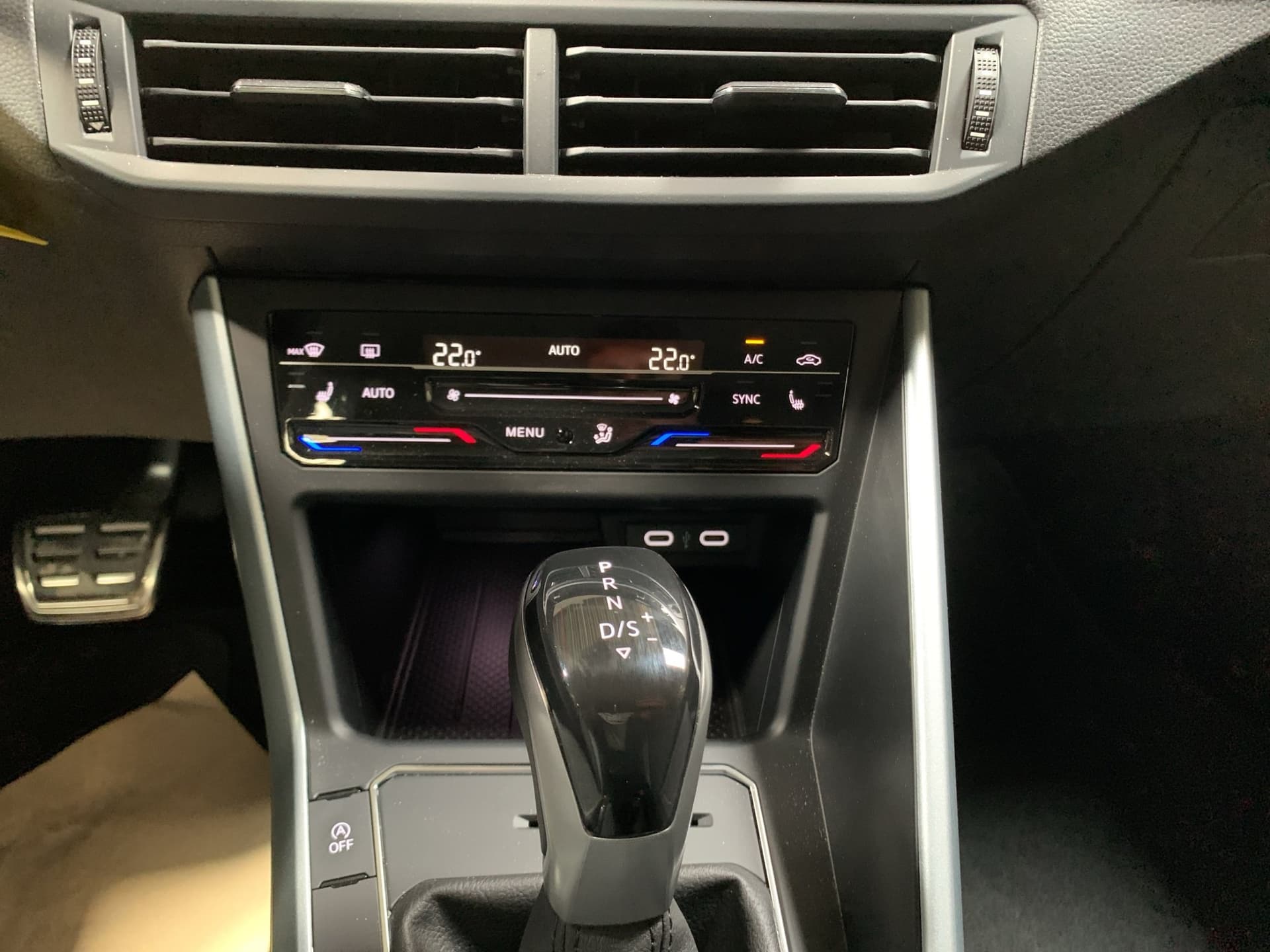 Volkswagen Taigo Goal 1.0 TSI 115 PS DSG NAVI ACC KAMERA Bild 12