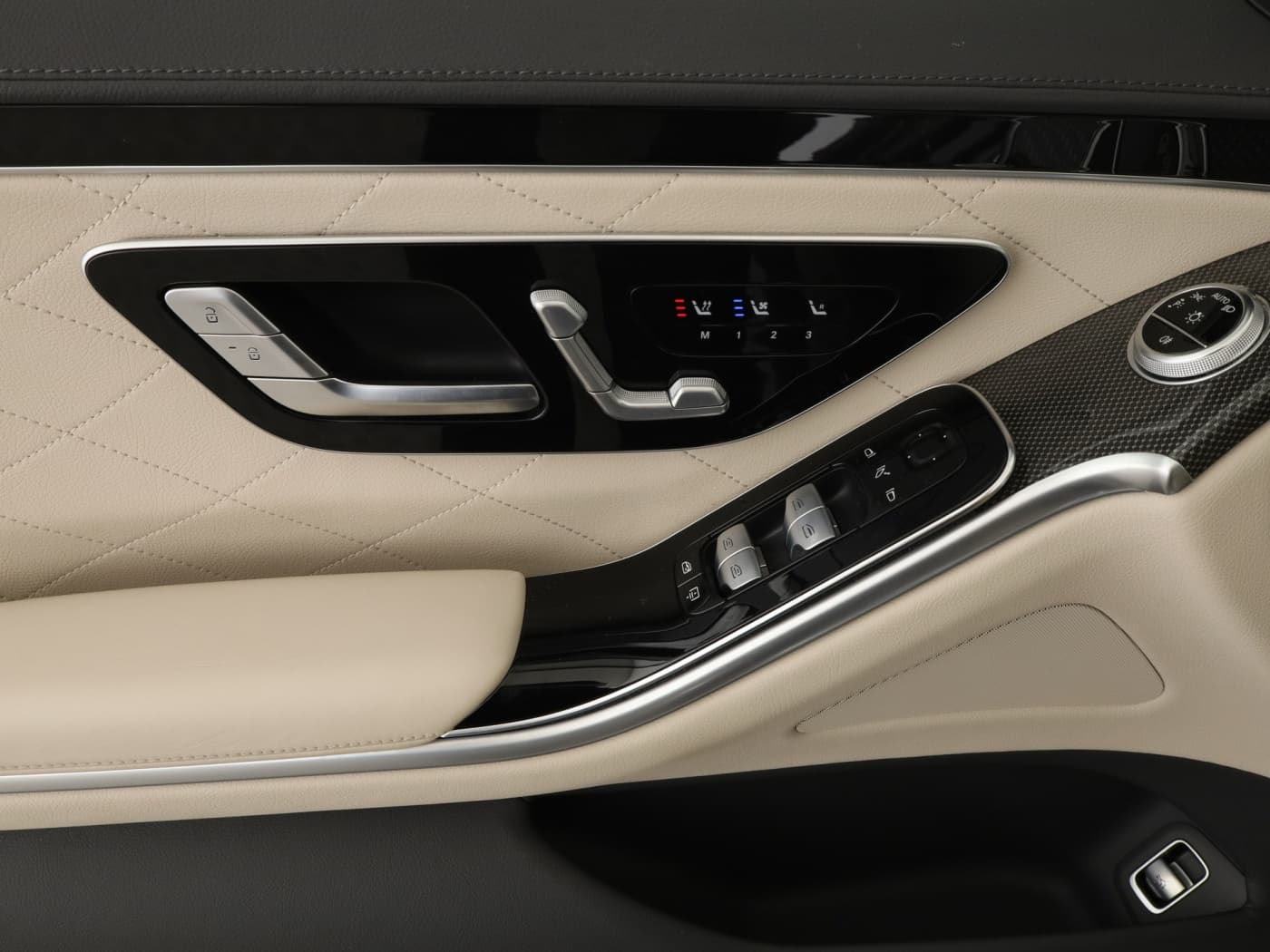 Mercedes-Benz S 400 d 4M Bild 20