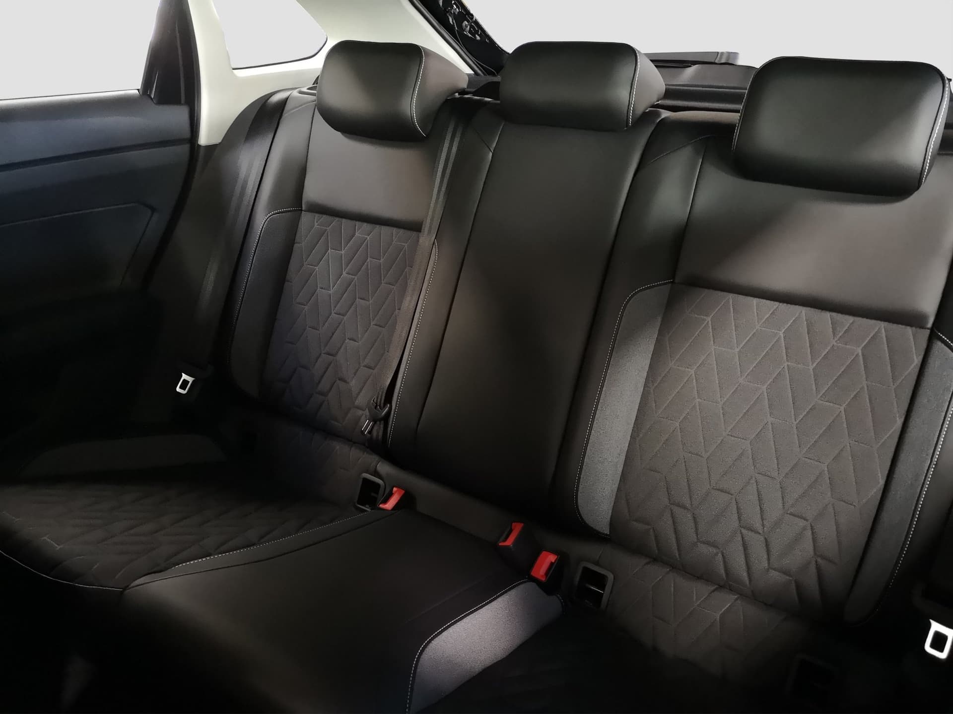 Volkswagen Taigo GOAL 1.0 l TSI OPF  DSG Bild 17