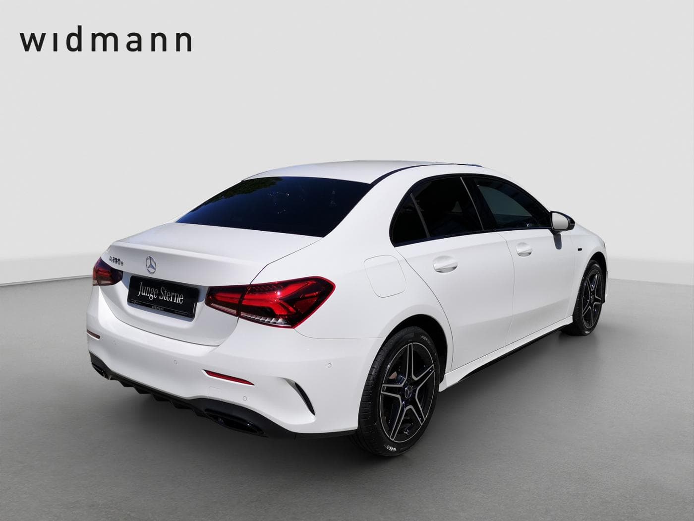 Mercedes-Benz A 250 e Lim Bild 2