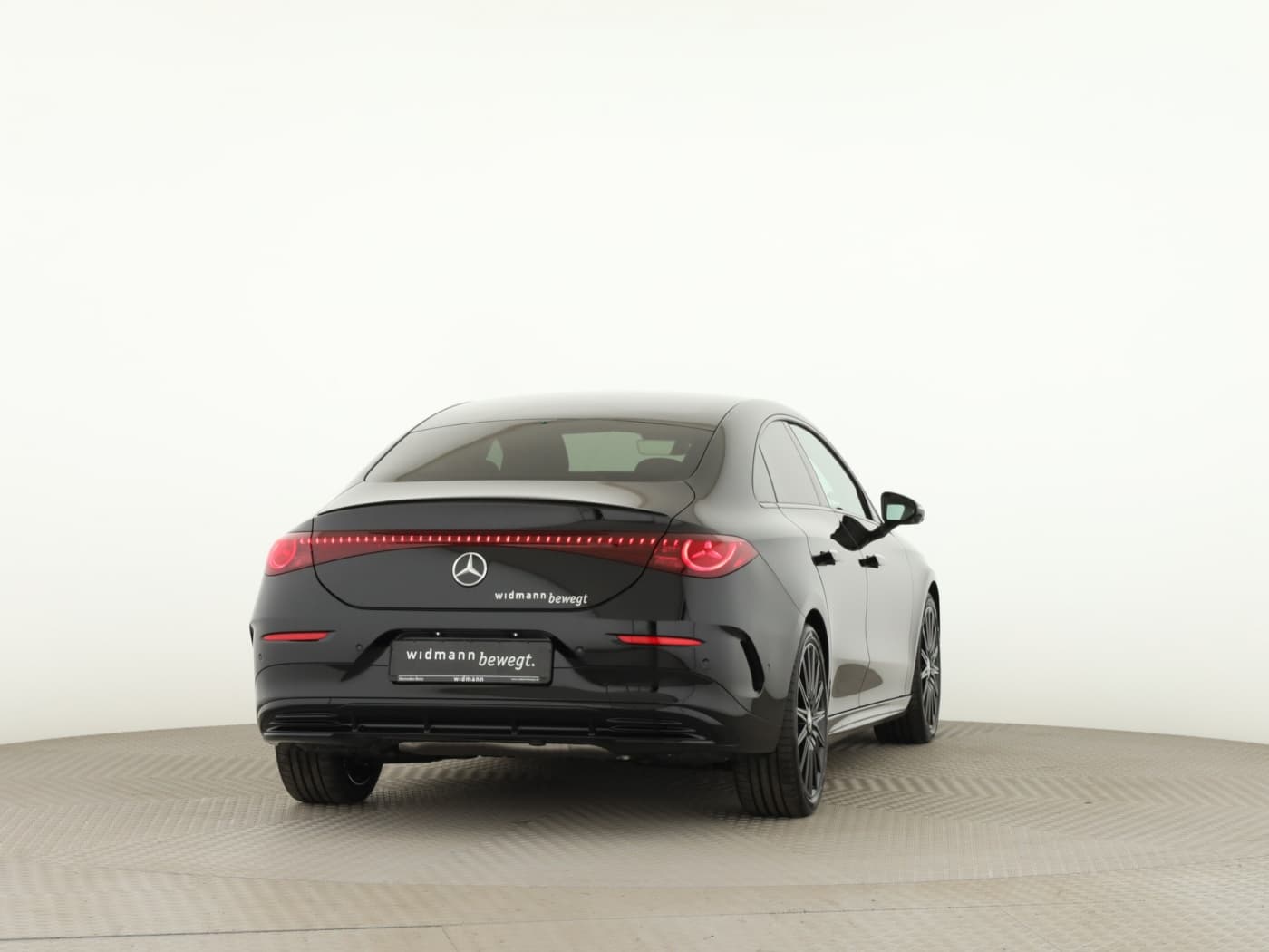 Mercedes-Benz CLA 200 Bild 2