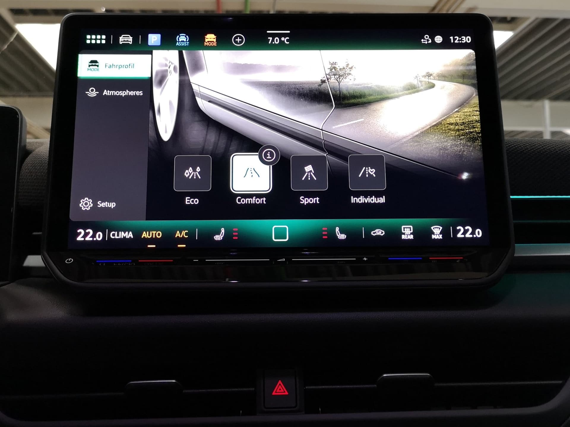 Volkswagen T-Roc R-Line 1.5 l eTSI OPF DSG Bild 22