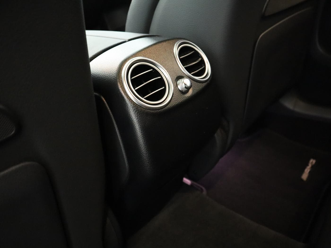 Mercedes-Benz GLC 300 d 4M Coup Bild 24