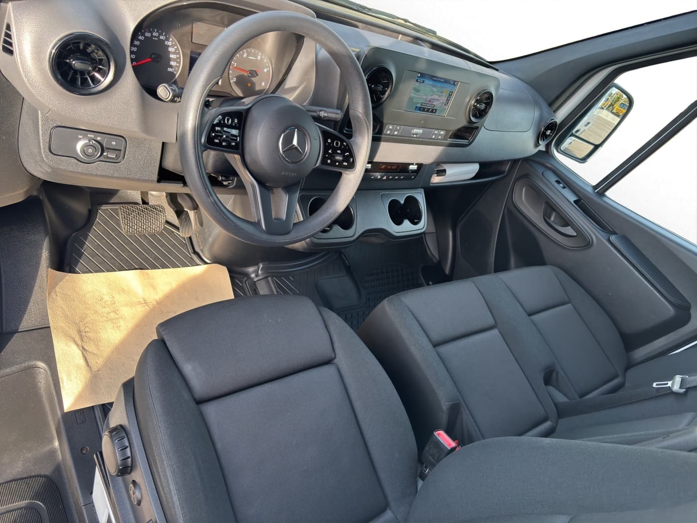 Mercedes-Benz Sprinter 317 CDI Hochdach Kasten Bild 9