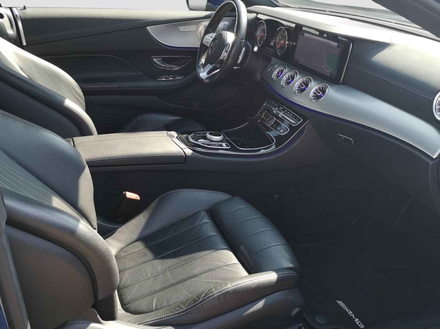 Mercedes-Benz E 200 Coup Bild 15