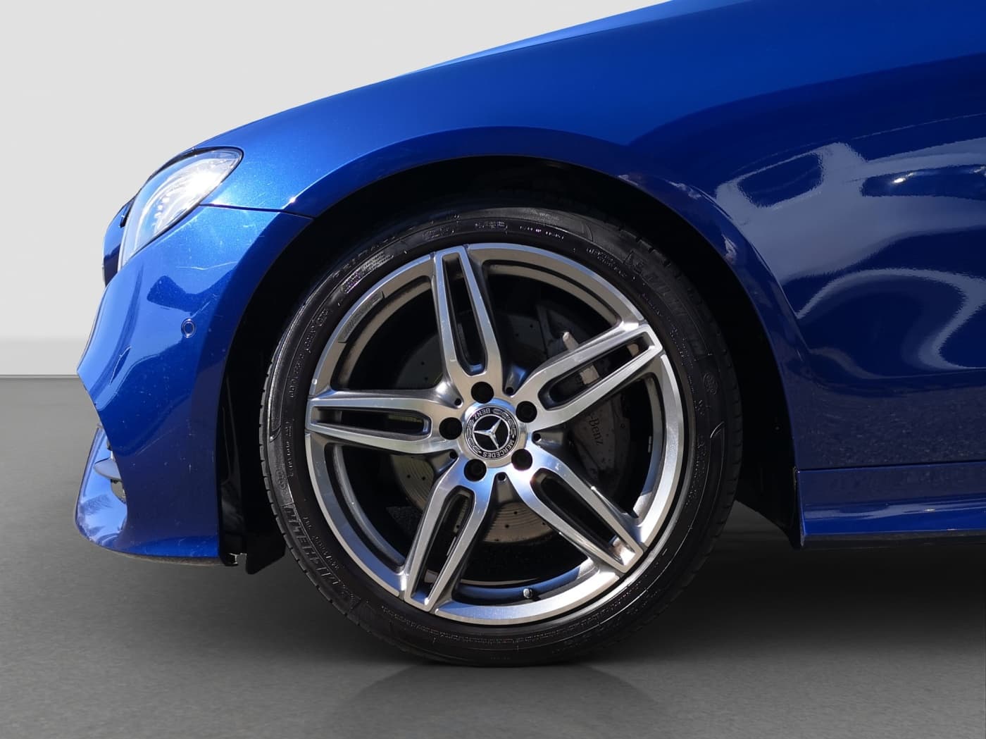 Mercedes-Benz E 200 Coup Bild 19