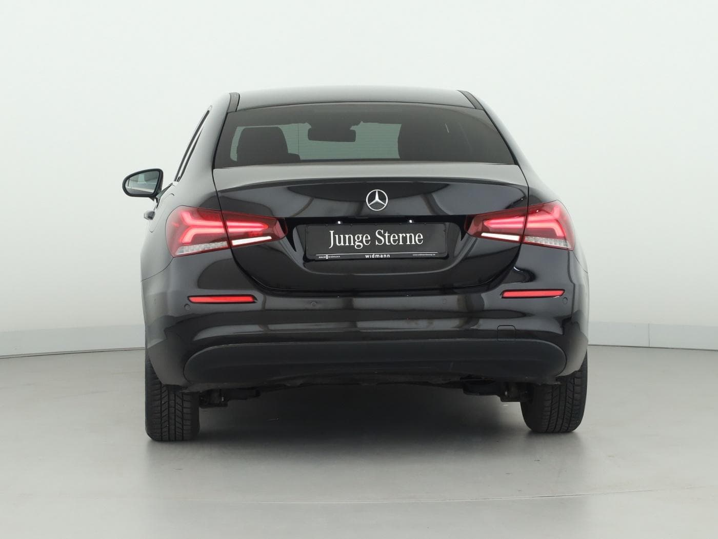 Mercedes-Benz A 180 d Lim Bild 4