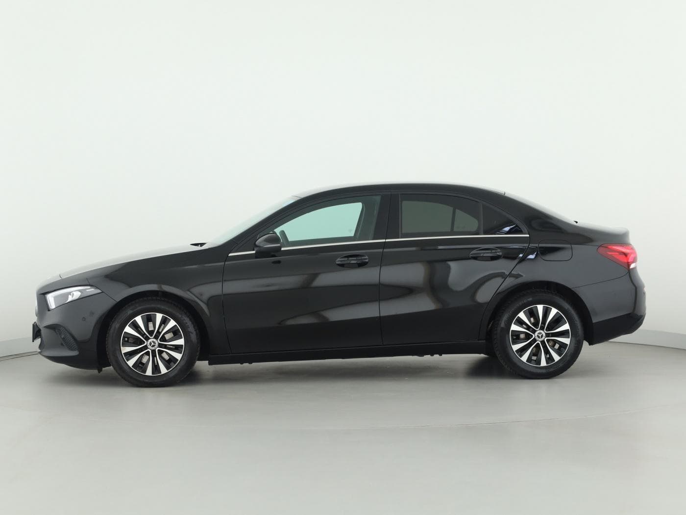 Mercedes-Benz A 180 d Lim Bild 7