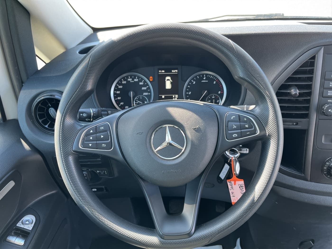 Mercedes-Benz Vito 114 CDI Tourer PRO Lang Bild 10