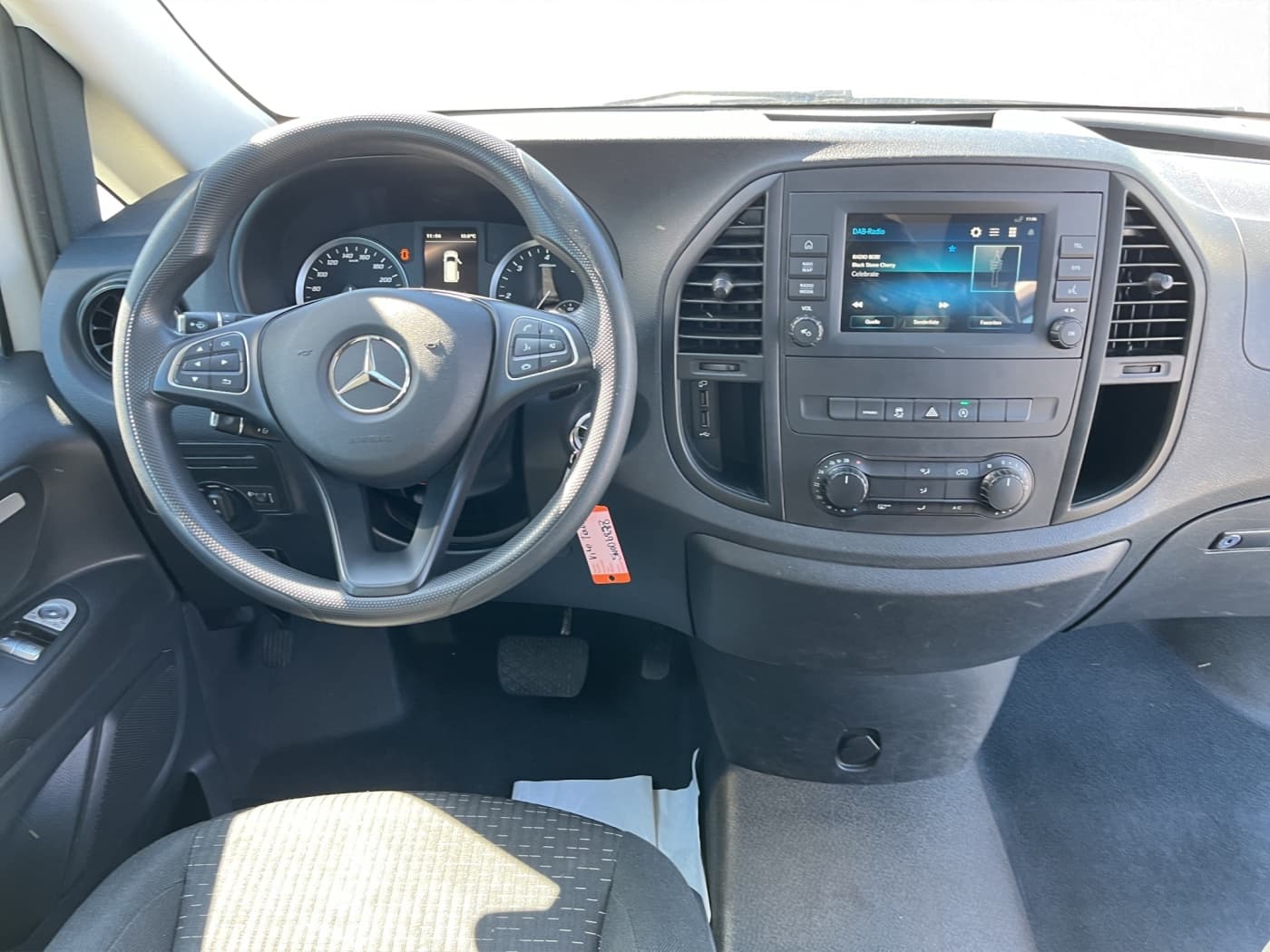 Mercedes-Benz Vito 114 CDI Tourer PRO Lang Bild 9