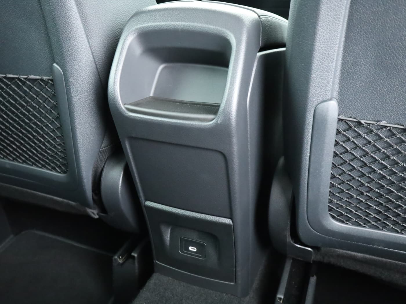 Mercedes-Benz B 200 Bild 23