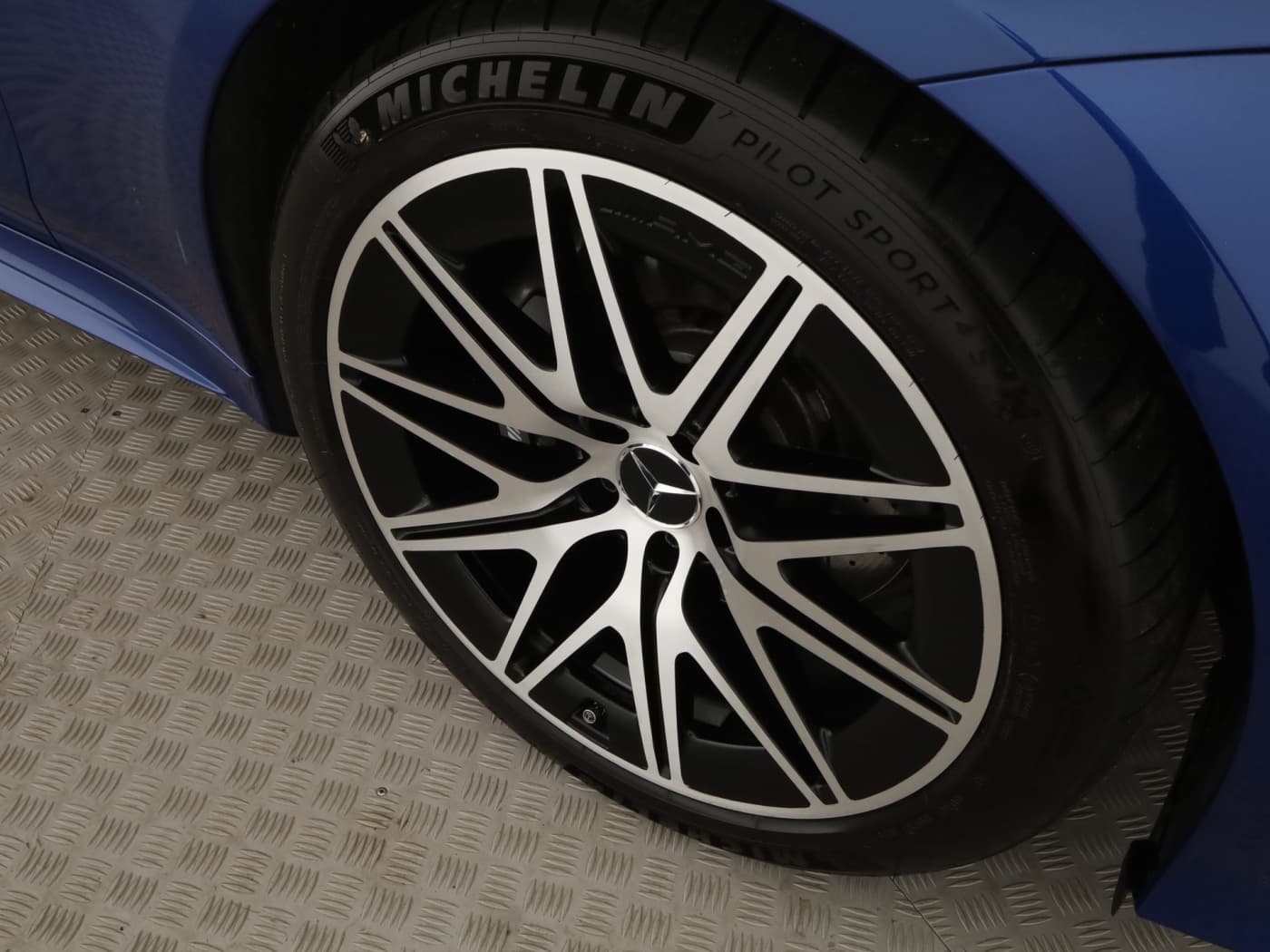 Mercedes-Benz AMG GT 43 4M+ Bild 21