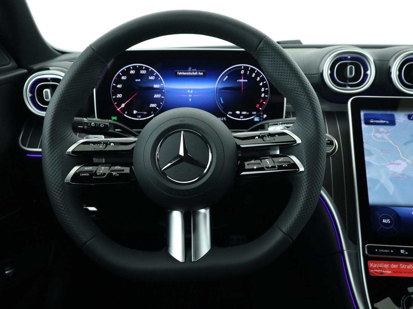 Mercedes-Benz C 300 e T-Modell mit EQ Hybrid Technologie Bild 11