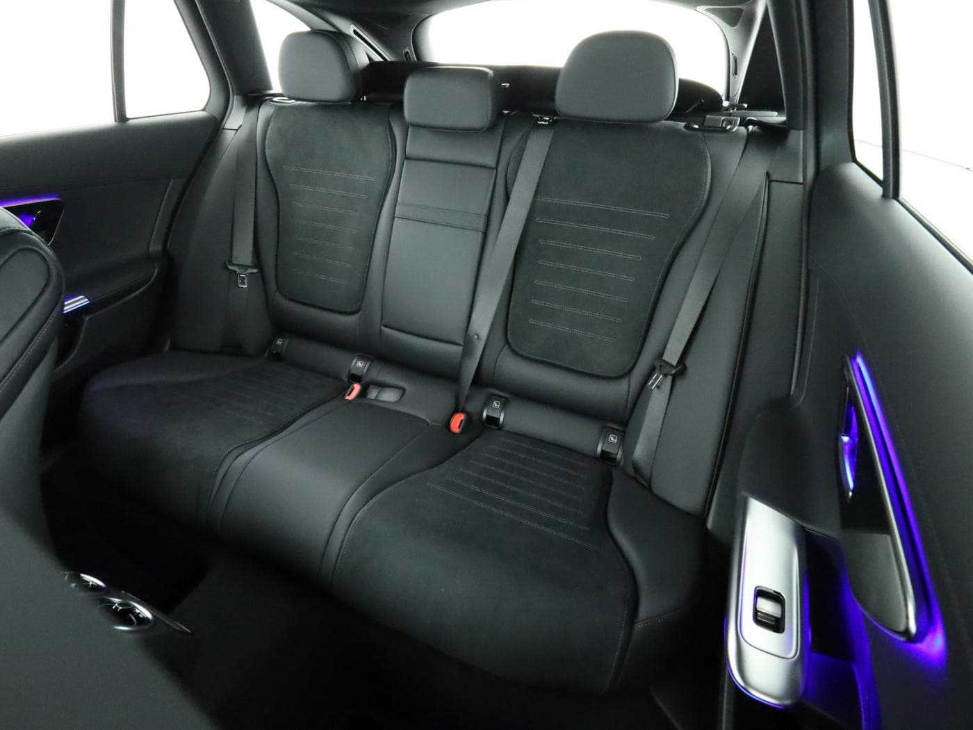 Mercedes-Benz C 300 e T-Modell mit EQ Hybrid Technologie Bild 18
